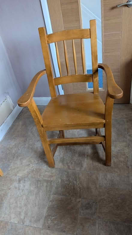 Photo of free Wood kitchen chair (Berkhamsted HP4) #1