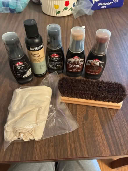 Photo of free Shoe Polish, Shine, Wax, Scuff (Los Altos near Foothill) #1