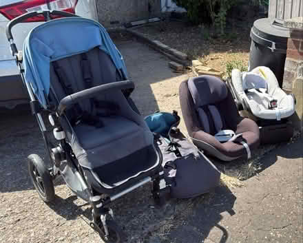 Photo of free Cameleon 3 and car seats (Whitton TW4) #1