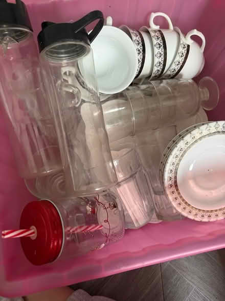 Photo of free Miscellaneous kitchen stuff (Enfield EN3) #3