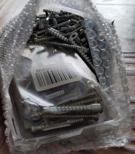 Photo of free Bag of assorted screws (Howdon NE28) #1