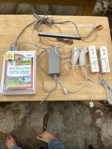 Photo of free “Vintage” Wii sports unit (Green Lake) #1