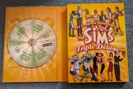 Photo of free Original Sims Games Boxed Discs For PC (Bromsgrove B61) #2