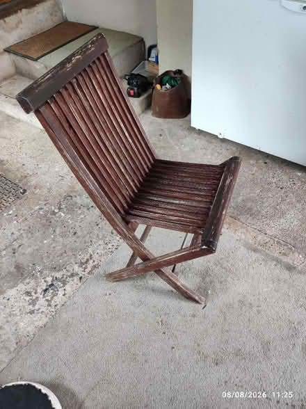 Photo of free 6 wooden garden chairs. Just need a bit of tlc. (Penrith CA11) #1