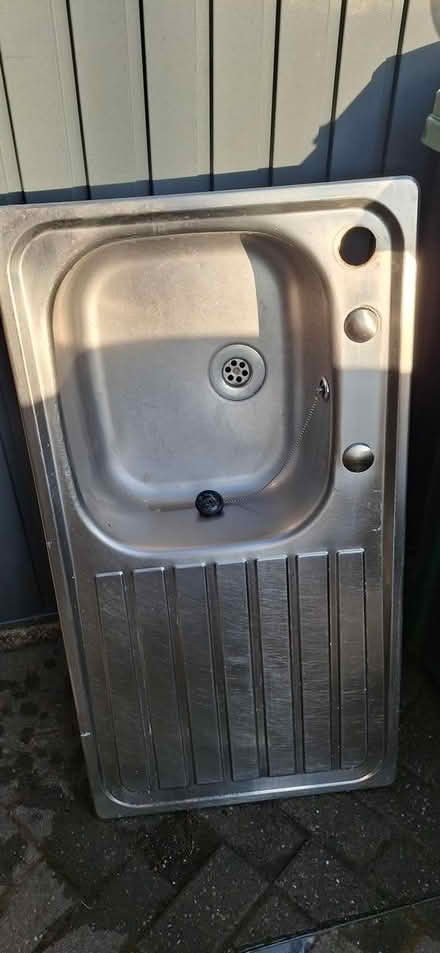 Photo of free Kitchen Sink with plug (Coventry CV3) #3