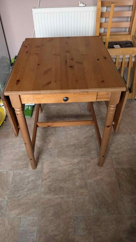Photo of free Kitchen table - drop leaf (Berkhamsted HP4) #3