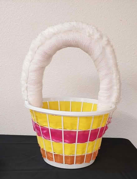 Photo of free Baskets (94015) #3
