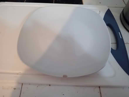 Photo of free Square white sandwich plate (Kingsholm GL1) #1