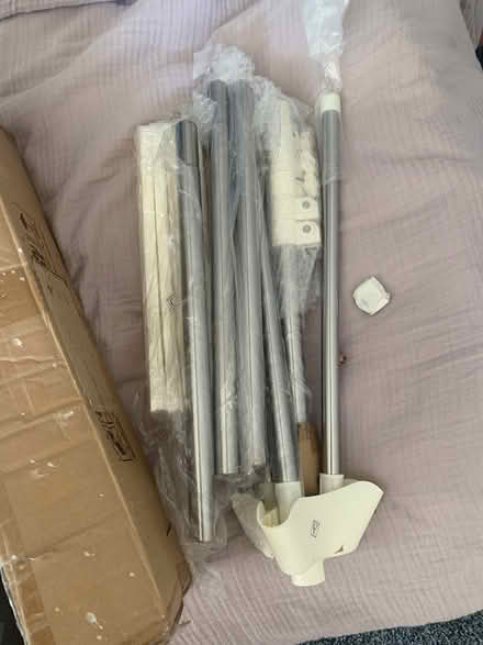 Photo of free Indoor clothes drying rack (Moseley B13) #3