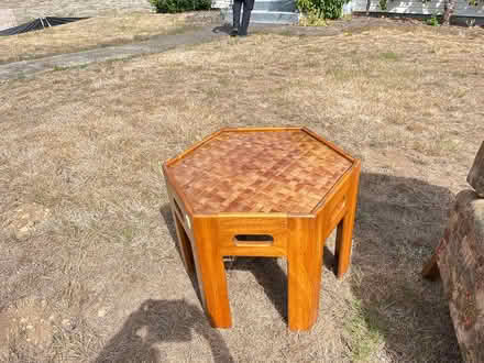 Photo of free End table (16055 9 Ave, surrey) #1