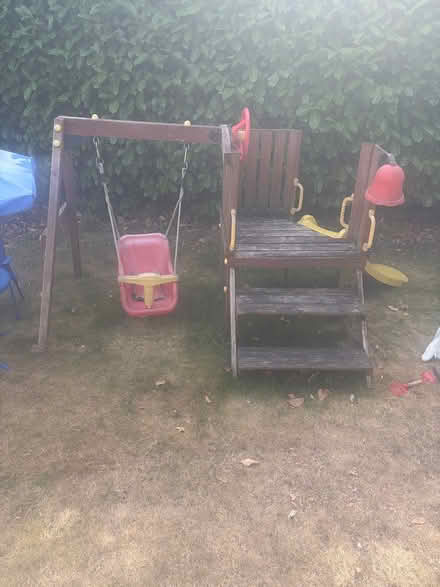 Photo of free Children’s climbing frame (B90 2BE) #1