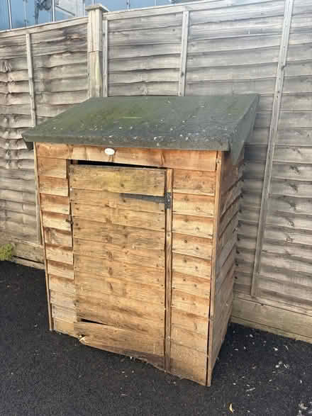 Photo of free Garden Shed (Southfields SW18) #1