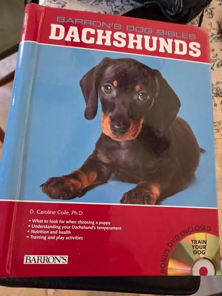 Photo of free Dachshund Barron's Dog Bible (Elmhurst near Berens Park) #1