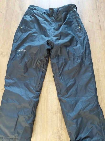 Photo of free Ski Trousers (Knightsfield Welwyn Garden AL8) #1