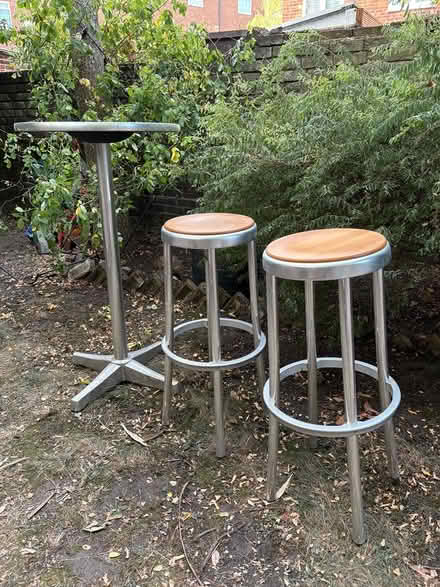 Photo of free Tall table and stools (Richmond TW9) #2