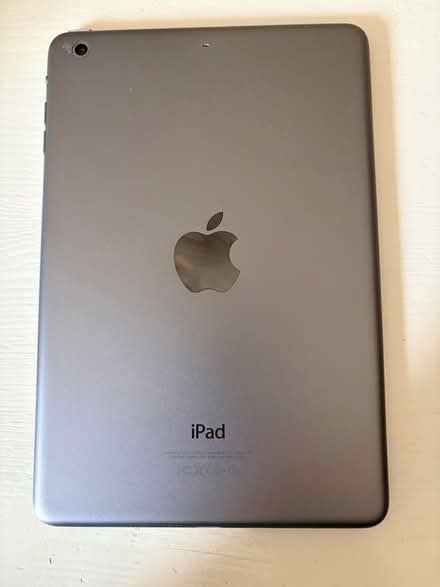 Photo of free iPad Mini 2? (Gerrards Cross SL9) #1