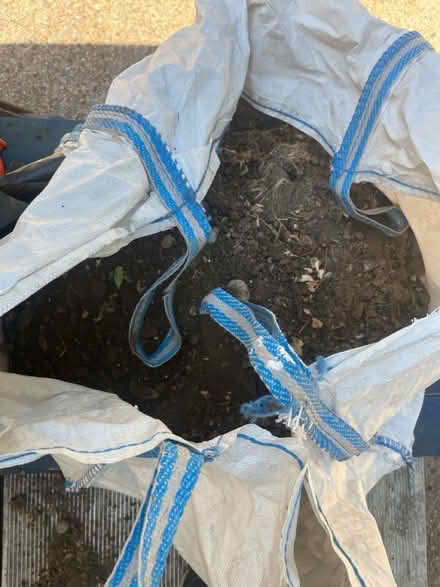 Photo of free Garden Soil (Crystal Palace SE26) #2