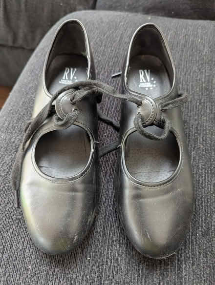 Photo of free Size 4 tap shoes (Abingdon OX14) #1