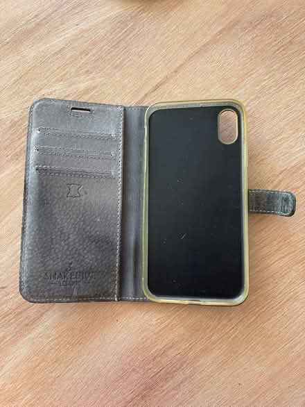 Photo of free Snakehive phone wallet (Ashford, Surrey TW15) #2