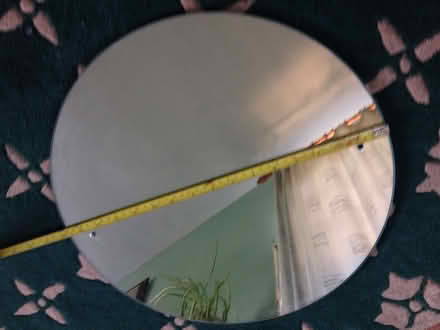 Photo of free Round mirror (Oakridge RG21) #1