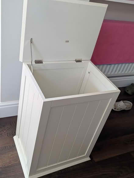 Photo of free White wooden laundry bin (Abingdon OX14) #1