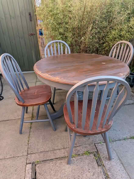 Photo of free Dining chairs and table (Hurlford KA1) #1