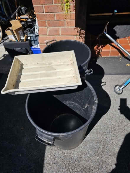Photo of free Dust bins (Bramley LS13) #1