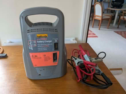 Photo of free Halfords Car Battery Charger and jump leads (Old Road OX3) #1