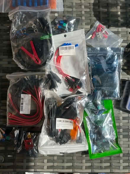 Photo of free RC BITS AND BOBS and circuitry (St Giles HP8) #2