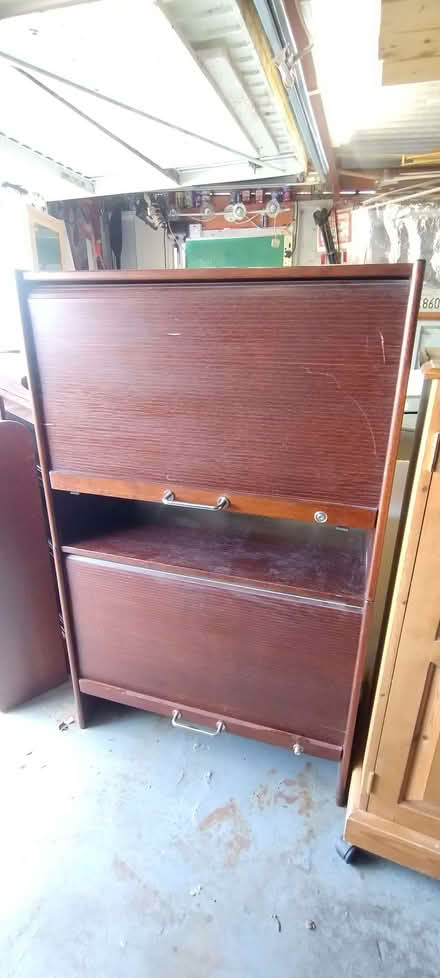 Photo of free Tambor unit in dark veneer (Yateley GU46) #3