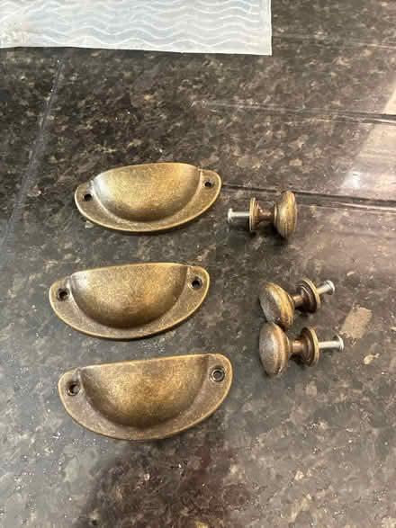 Photo of free Cupboard handles (Oatlands KT13) #1