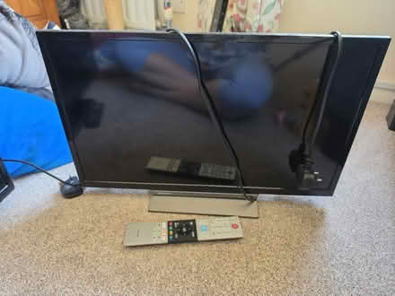 Photo of free Toshiba tv (Bentley GU10) #1
