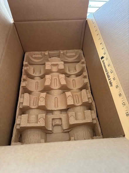 Photo of free Wine/bottle box (Downtown Sunnyvale) #1