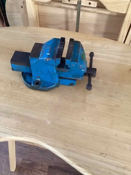 Photo of free Small Vice (LE2 Aylestone Leicester) #1