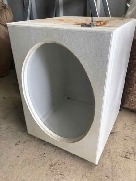 Photo of free Sturdy wooden box (Ravenshead NG15) #1