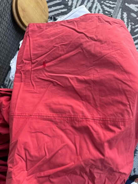 Photo of free Old red and one white duvet covers (Billericay CM11) #2