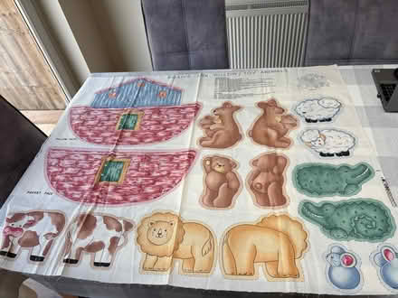 Photo of free Noah’s Ark pillow and animals (Shirley CR0) #1