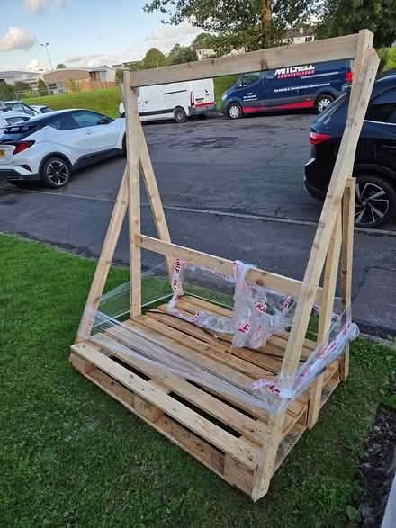 Photo of free Wooden Pallet (East Kilbride, G75 8NT) #1