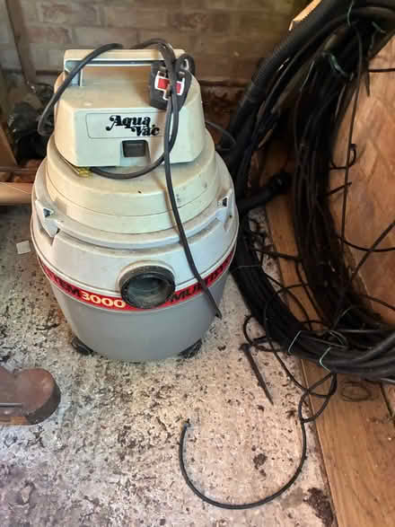 Photo of free Wet & Dry Vac (Newnham ME9) #1