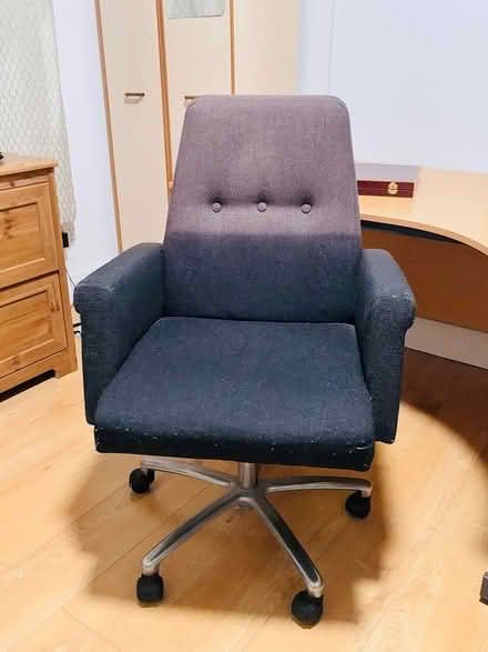 Photo of free Grey Fabric Swivel Tub Office Chair (Nottingham NG3) #1