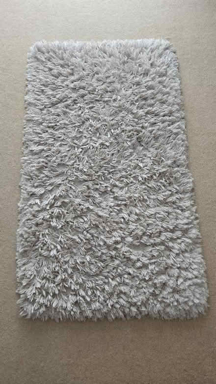 Photo of free Rug (Ivory colour) 80 x 150cm (Townsend AL3) #1