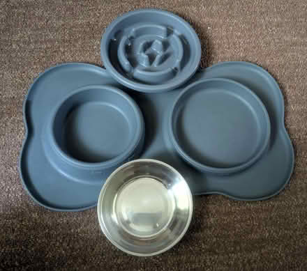 Photo of free Slow dog bowl set with silicon mat (Oxhey, WD19) #2