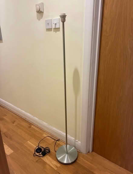 Photo of free Metal lamp stand (Sydenham se26) #1