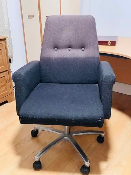 Photo of free Grey Fabric Swivel Tub Office Chair (Nottingham NG3) #2