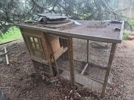 Photo of free Wood chicken coup (Table Mesa) #1