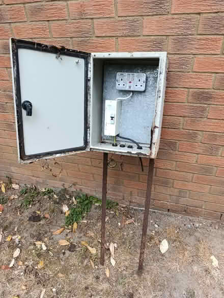Photo of free Metal outdoor utility box (Dovercourt CO12) #4