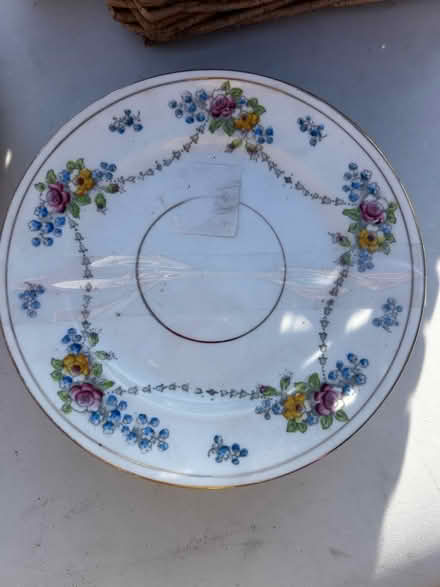 Photo of free 6 x small vintage side plates Width 16 cms (Malvern Link WR14) #1
