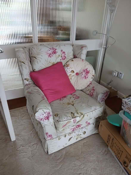 Photo of free 3 seater sofa ,two arm chairs and foot stool (Walton HP21) #2