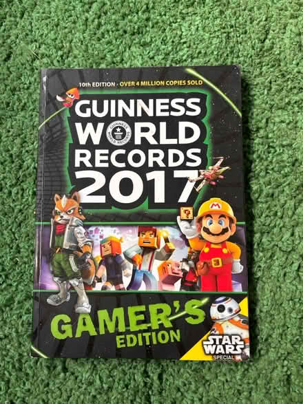 Photo of free Guinness World Records 2017 gamers (Haslucks Green Shirley B90) #1
