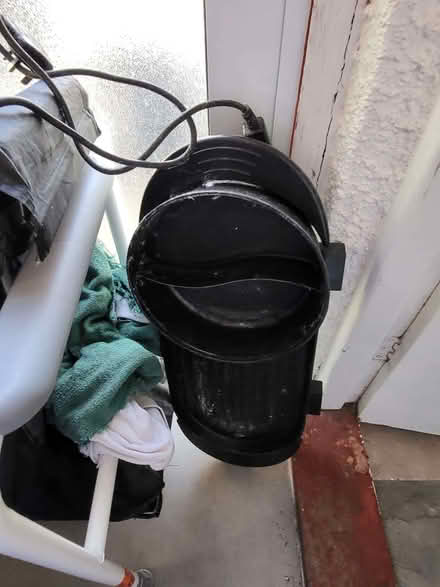 Photo of free Electric grill (New Marston OX3) #1